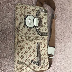 Guess fanny pack